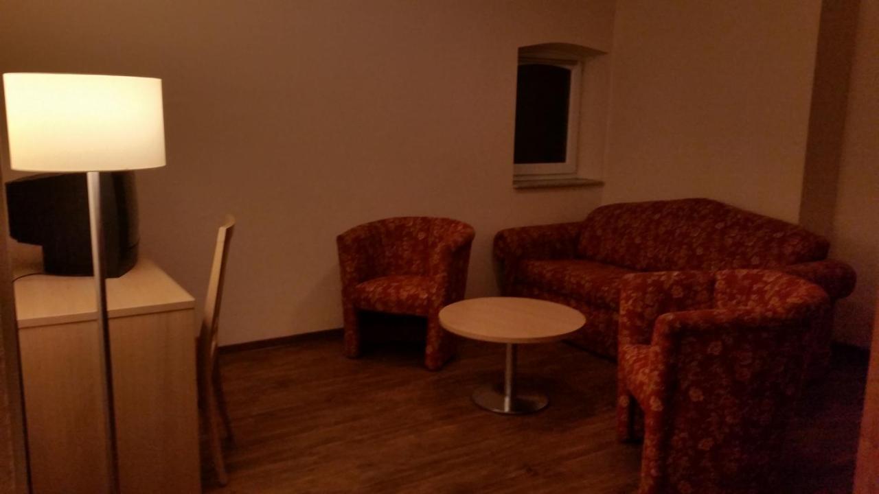 Landhotel Kreien Zewnętrze zdjęcie