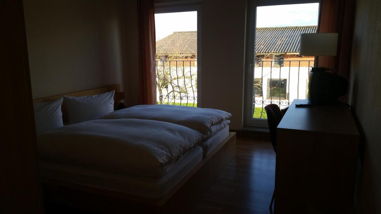 Landhotel Kreien Zewnętrze zdjęcie